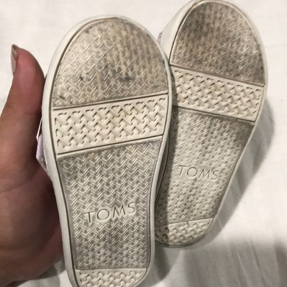 TOMS Bug shoes - Picture 3 of 4
